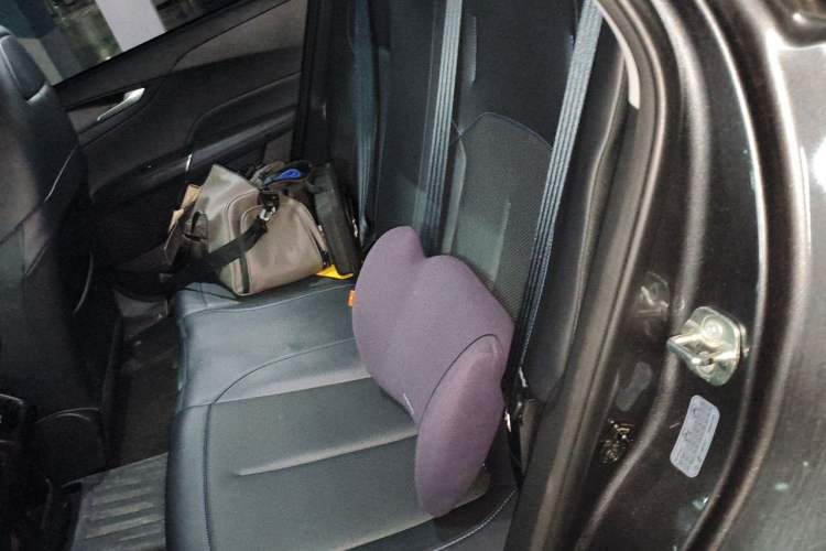 Used CHANGAN Eado DD 2023 Blue Whale NE 1.5T GDI DCT Navigation Model Left Rear Seat