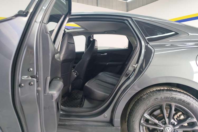 Used CHANGAN Eado DD 2023 Blue Whale NE 1.5T GDI DCT Luxury Edition Left Rear Seat