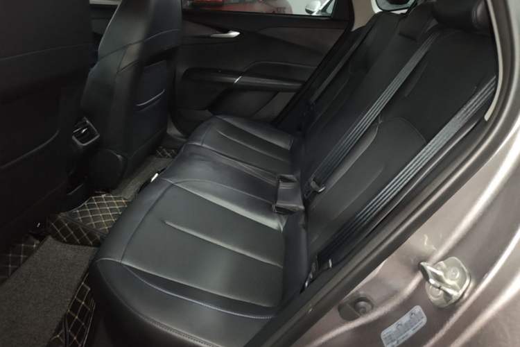 Used CHANGAN Eado DD 2023 Blue Whale NE 1.5T GDI DCT Navigation Model Left Rear Seat