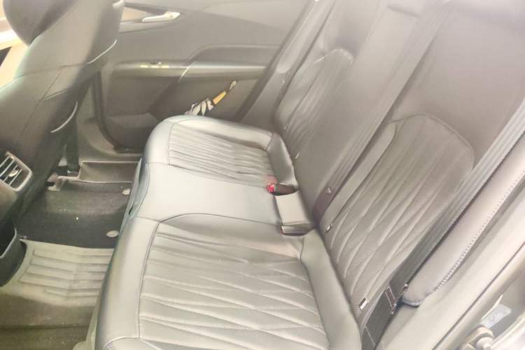 Used CHANGAN Eado DD 2023 Blue Whale NE 1.5T GDI DCT Navigation Model Left Rear Seat