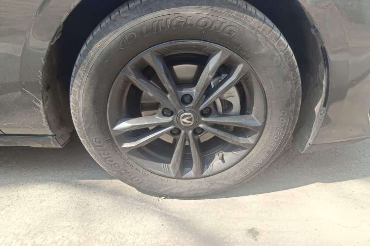 Used CHANGAN Eado DD 2023 Blue Whale NE 1.5T GDI DCT Luxury Edition Right Front Wheel Hub