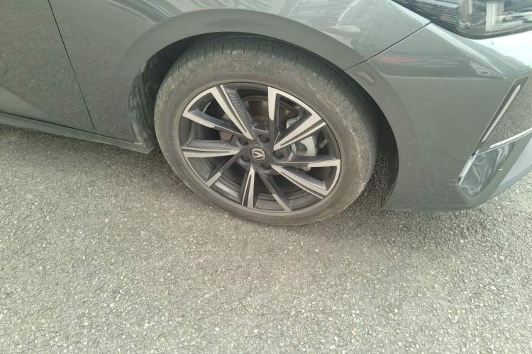 Used CHANGAN Eado DD 2023 Blue Whale NE 1.5T GDI DCT Navigation Model Right Front Wheel Hub