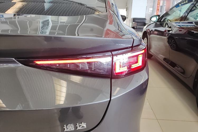 Used CHANGAN Eado DD 2023 Blue Whale NE 1.5T GDI DCT Navigation Model Right Rear Taillight