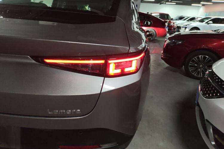 Used CHANGAN Eado DD 2023 Blue Whale NE 1.5T GDI DCT Navigation Model Right Rear Taillight