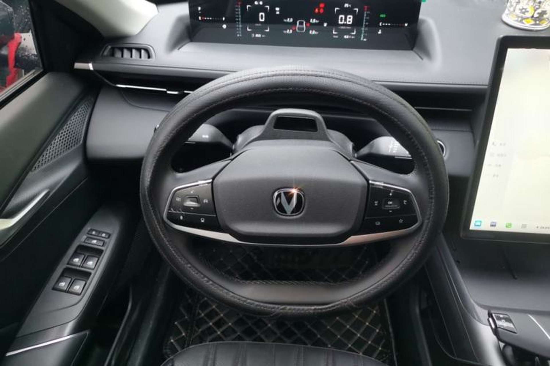 Used CHANGAN Eado DD 2023 Blue Whale NE 1.5T GDI DCT Navigation Model Steering Wheel