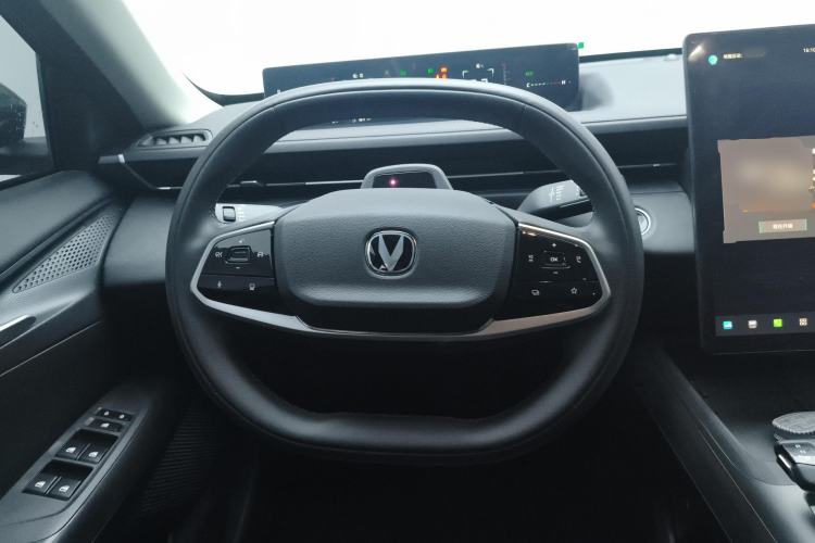 Used CHANGAN Eado DD 2023 Blue Whale NE 1.5T GDI DCT Navigation Model Steering Wheel