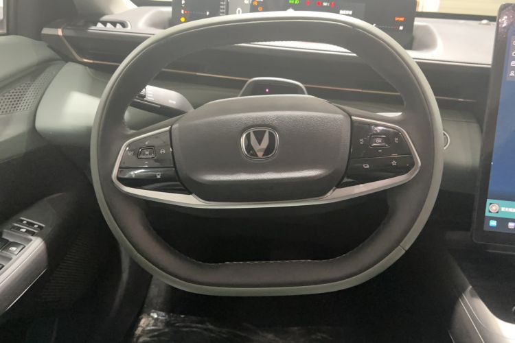 Used CHANGAN Eado DD 2023 Blue Whale NE 1.5T GDI DCT Flagship Model Steering Wheel