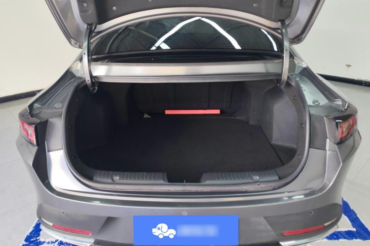Used CHANGAN Eado DD 2023 Blue Whale NE 1.5T GDI DCT Luxury Edition Trunk
