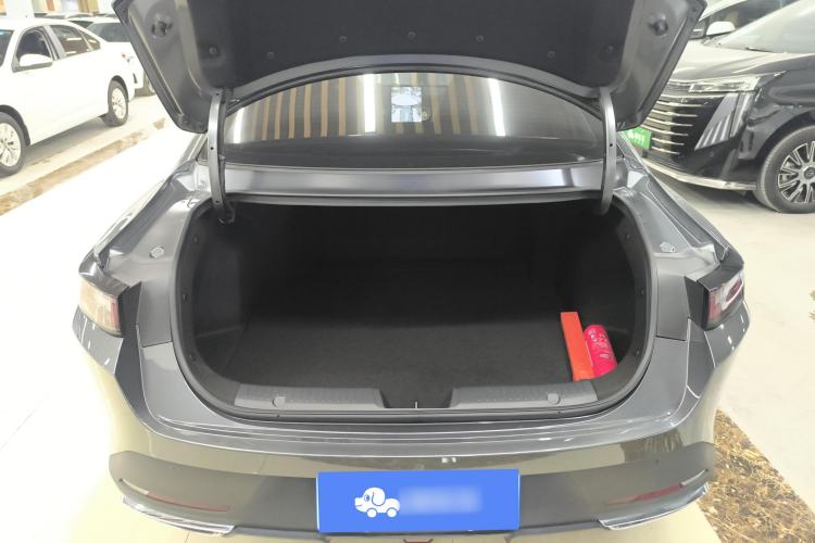 Used CHANGAN Eado DD 2023 Blue Whale NE 1.5T GDI DCT Luxury Edition Trunk