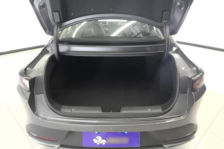 Used CHANGAN Eado DD 2023 Blue Whale NE 1.5T GDI DCT Flagship Model Trunk