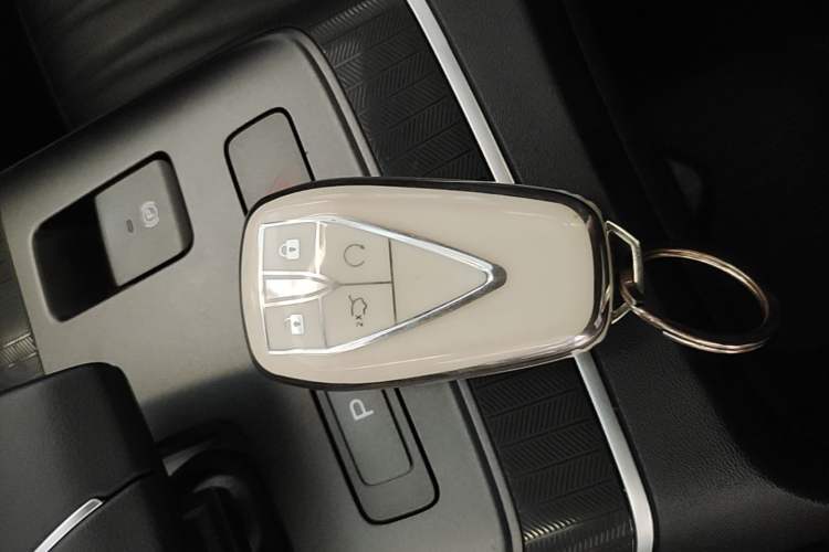 Used CHANGAN Eado DD 2023 Blue Whale NE 1.5T GDI DCT Navigation Model Vehicle Key