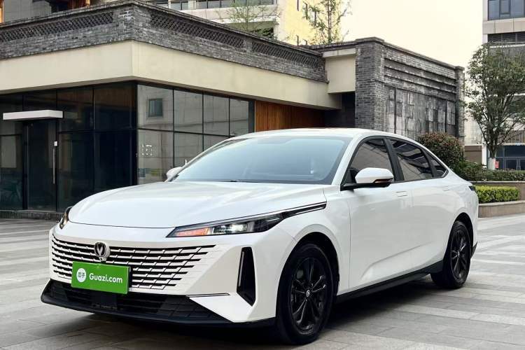 Used CHANGAN Eado DD 2023 Blue Whale NE 1.5T GDI DCT Luxury Edition Guazi used car, China used car export, Used car for sale, Used  cars, Cheapest cars for sale