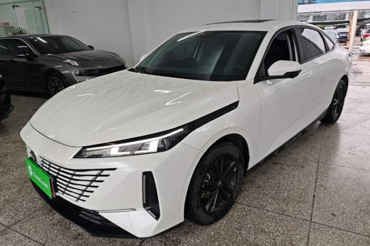 Used CHANGAN Eado DD 2023 Blue Whale NE 1.5T GDI DCT Luxury Edition Guazi used car, China used car export, Used car for sale, Used  cars, Cheapest cars for sale