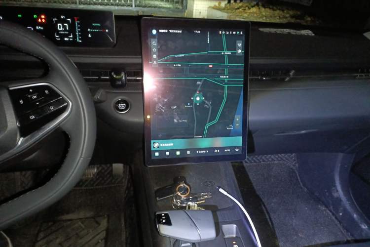 Used CHANGAN Eado DD 2023 Blue Whale NE 1.5T GDI DCT Luxury Edition Audio And AC Panel