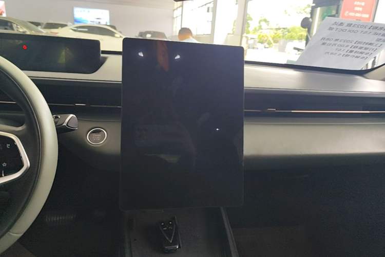 Used CHANGAN Eado DD 2023 Blue Whale NE 1.5T GDI DCT Navigation Model Audio And AC Panel