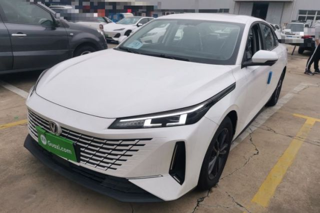 Used CHANGAN Eado DD 2023 Blue Whale NE 1.5T GDI DCT Luxury Edition