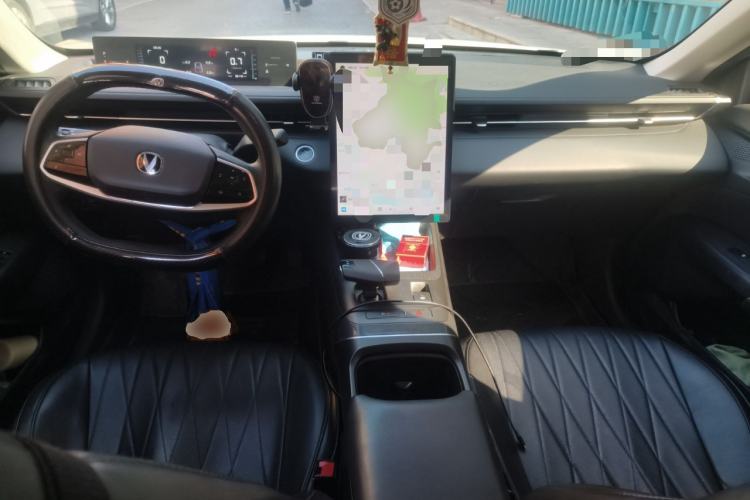 Used CHANGAN Eado DD 2023 Blue Whale NE 1.5T GDI DCT Luxury Edition Center Console