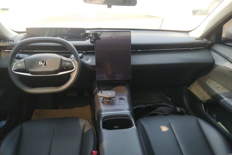 Used CHANGAN Eado DD 2023 Blue Whale NE 1.5T GDI DCT Luxury Edition Center Console