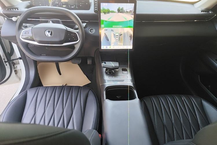 Used CHANGAN Eado DD 2023 Blue Whale NE 1.5T GDI DCT Navigation Model Center Console