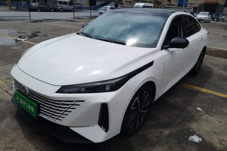 Used CHANGAN Eado DD 2023 Blue Whale NE 1.5T GDI DCT Navigation Model Guazi used car, China used car export, Used car for sale, Used cars, Cheapest cars for sale