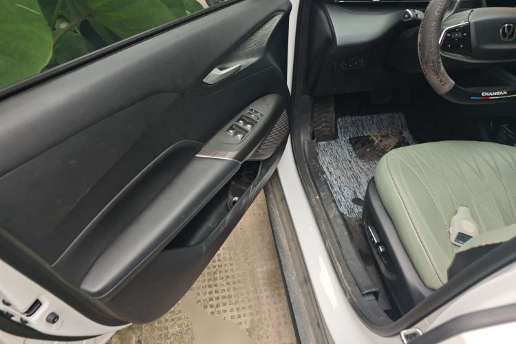 Used CHANGAN Eado DD 2023 Blue Whale NE 1.5T GDI DCT Flagship Model Driver Seat