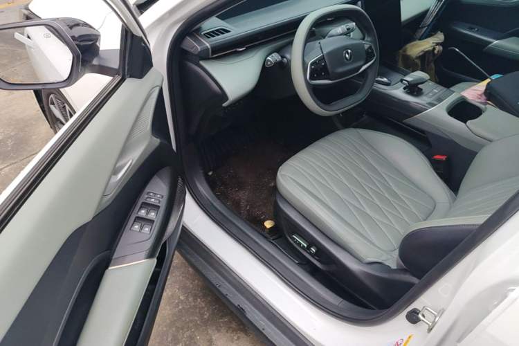 Used CHANGAN Eado DD 2023 Blue Whale NE 1.5T GDI DCT Navigation Model Driver Seat