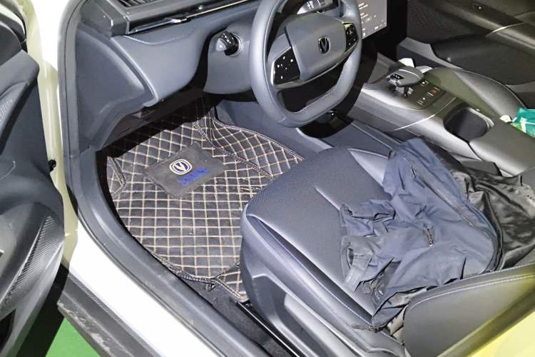 Used CHANGAN Eado DD 2023 Blue Whale NE 1.5T GDI DCT Luxury Edition Driver Seat