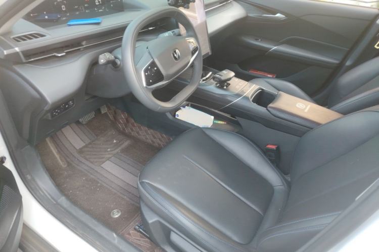 Used CHANGAN Eado DD 2023 Blue Whale NE 1.5T GDI DCT Prestige Model Driver Seat