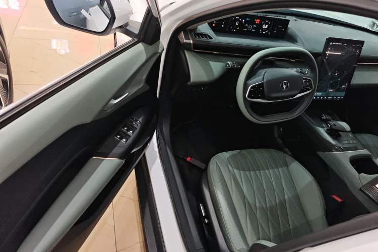 Used CHANGAN Eado DD 2023 Blue Whale NE 1.5T GDI DCT Navigation Model Driver Seat