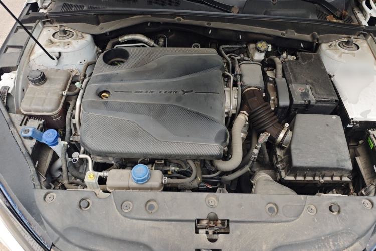 Used CHANGAN Eado DD 2023 Blue Whale NE 1.5T GDI DCT Flagship Model Engine Bay