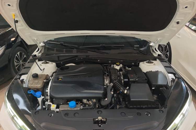 Used CHANGAN Eado DD 2023 Blue Whale NE 1.5T GDI DCT Navigation Model Engine Bay