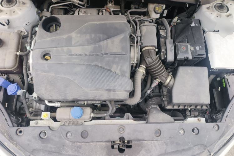 Used CHANGAN Eado DD 2023 Blue Whale NE 1.5T GDI DCT Navigation Model Engine Bay