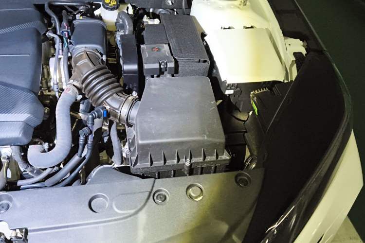 Used CHANGAN Eado DD 2023 Blue Whale NE 1.5T GDI DCT Luxury Edition Engine Bay Left