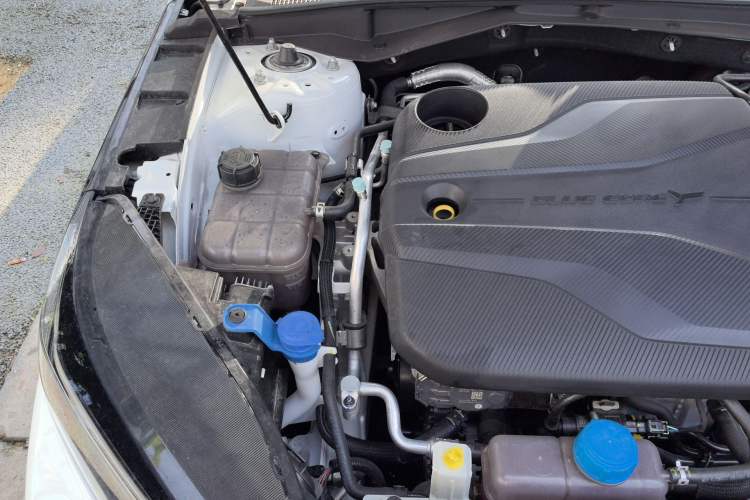 Used CHANGAN Eado DD 2023 Blue Whale NE 1.5T GDI DCT Luxury Edition Engine Bay Right