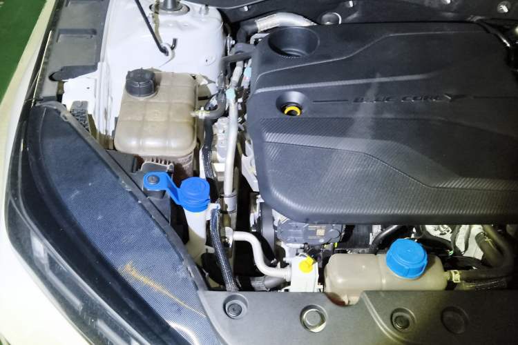 Used CHANGAN Eado DD 2023 Blue Whale NE 1.5T GDI DCT Luxury Edition Engine Bay Right