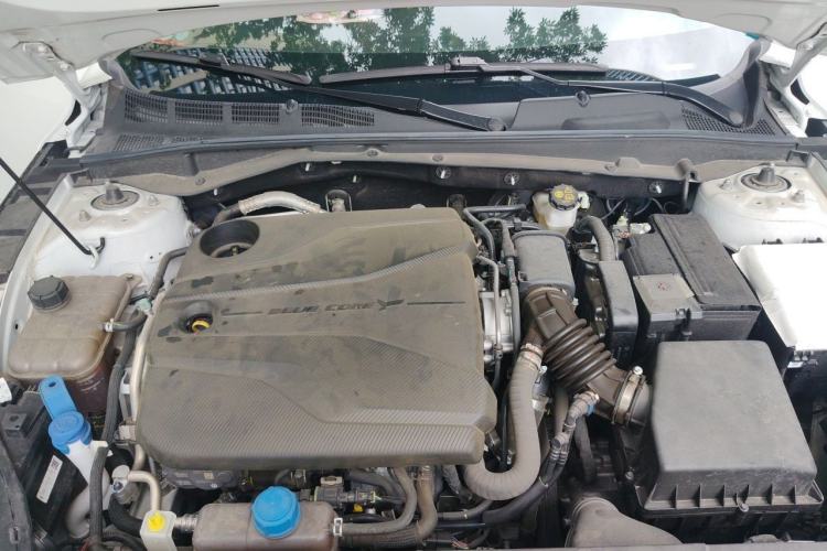 Used CHANGAN Eado DD 2023 Blue Whale NE 1.5T GDI DCT Navigation Model Engine Bay