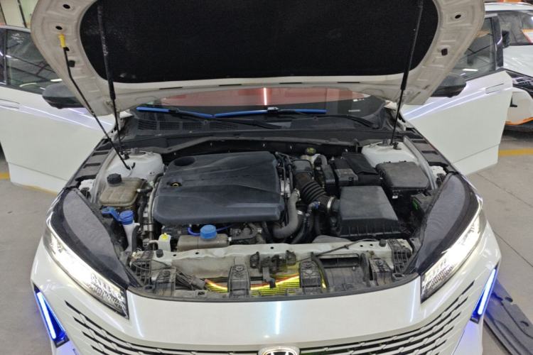 Used CHANGAN Eado DD 2023 Blue Whale NE 1.5T GDI DCT Navigation Model Engine Bay