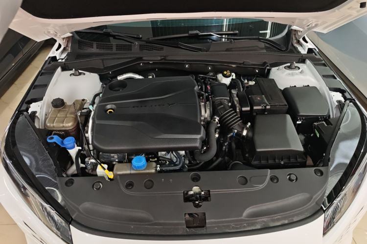Used CHANGAN Eado DD 2023 Blue Whale NE 1.5T GDI DCT Navigation Model Engine Bay