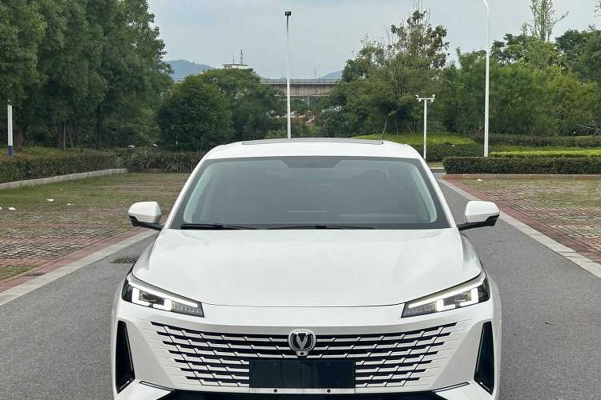 Used CHANGAN Eado DD 2023 Blue Whale NE 1.5T GDI DCT Luxury Edition Exterior 2