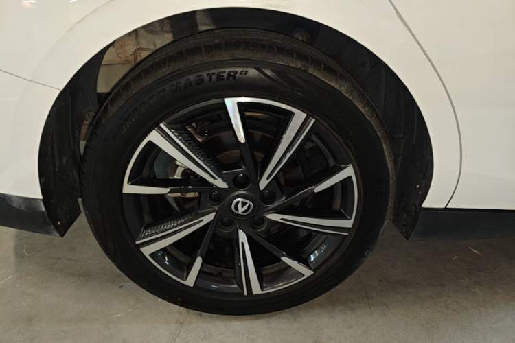 Used CHANGAN Eado DD 2023 Blue Whale NE 1.5T GDI DCT Navigation Model Exterior 5