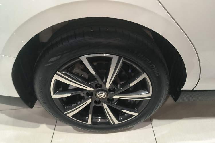 Used CHANGAN Eado DD 2023 Blue Whale NE 1.5T GDI DCT Navigation Model Exterior 5