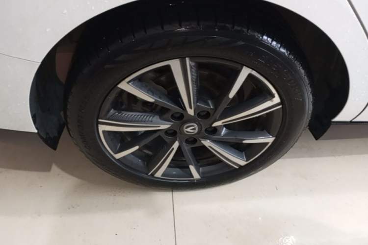 Used CHANGAN Eado DD 2023 Blue Whale NE 1.5T GDI DCT Navigation Model Exterior 5
