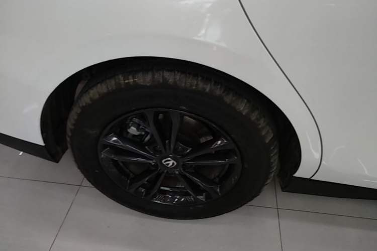 Used CHANGAN Eado DD 2023 Blue Whale NE 1.5T GDI DCT Luxury Edition Exterior 5
