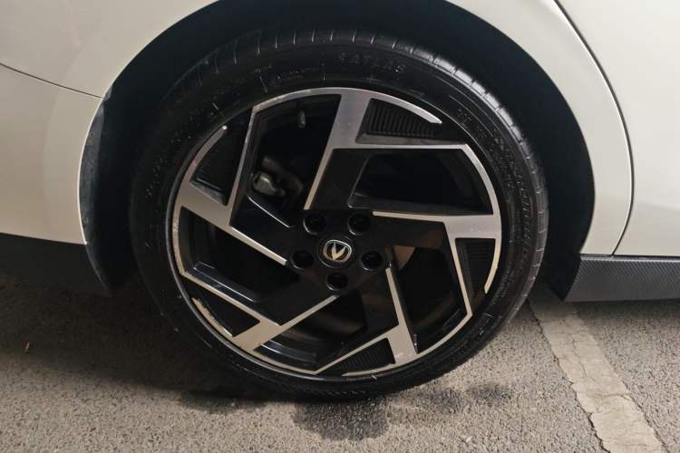 Used CHANGAN Eado DD 2023 Blue Whale NE 1.5T GDI DCT Flagship Model Exterior 8