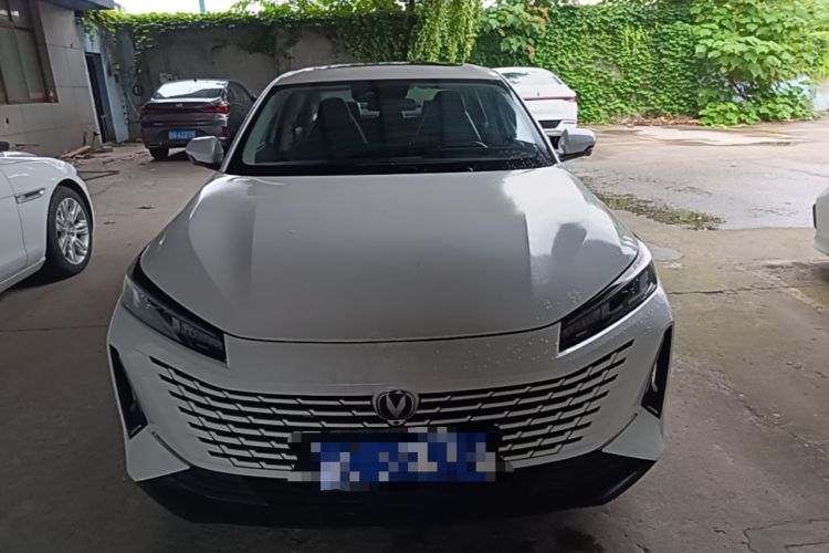 Used CHANGAN Eado DD 2023 Blue Whale NE 1.5T GDI DCT Flagship Model Front