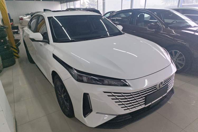 Used CHANGAN Eado DD 2023 Blue Whale NE 1.5T GDI DCT Luxury Edition Front Right 45 Deg