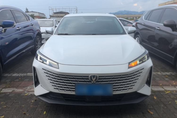 Used CHANGAN Eado DD 2023 Blue Whale NE 1.5T GDI DCT Navigation Model Front