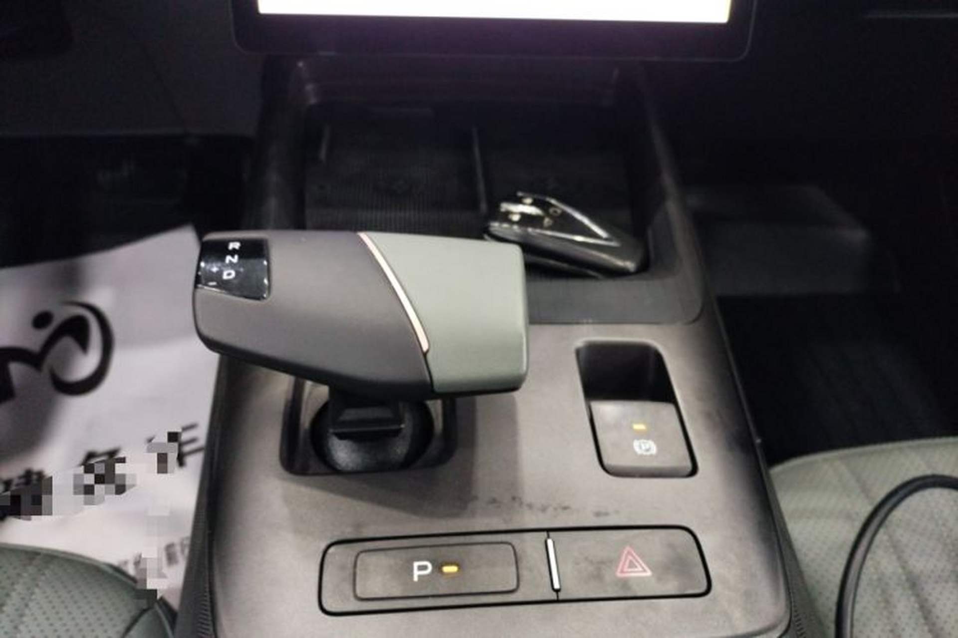 Used CHANGAN Eado DD 2023 Blue Whale NE 1.5T GDI DCT Navigation Model Gear Lever