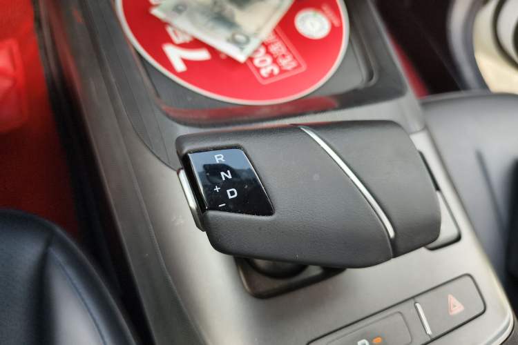 Used CHANGAN Eado DD 2023 Blue Whale NE 1.5T GDI DCT Prestige Model Gear Lever