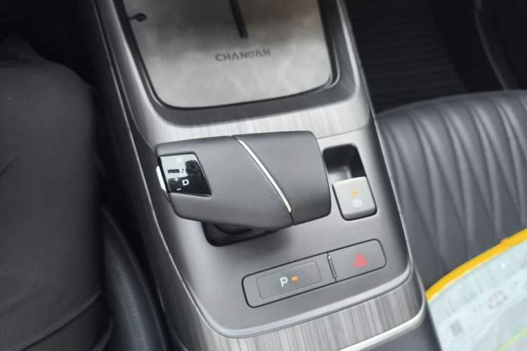 Used CHANGAN Eado DD 2023 Blue Whale NE 1.5T GDI DCT Flagship Model Gear Lever